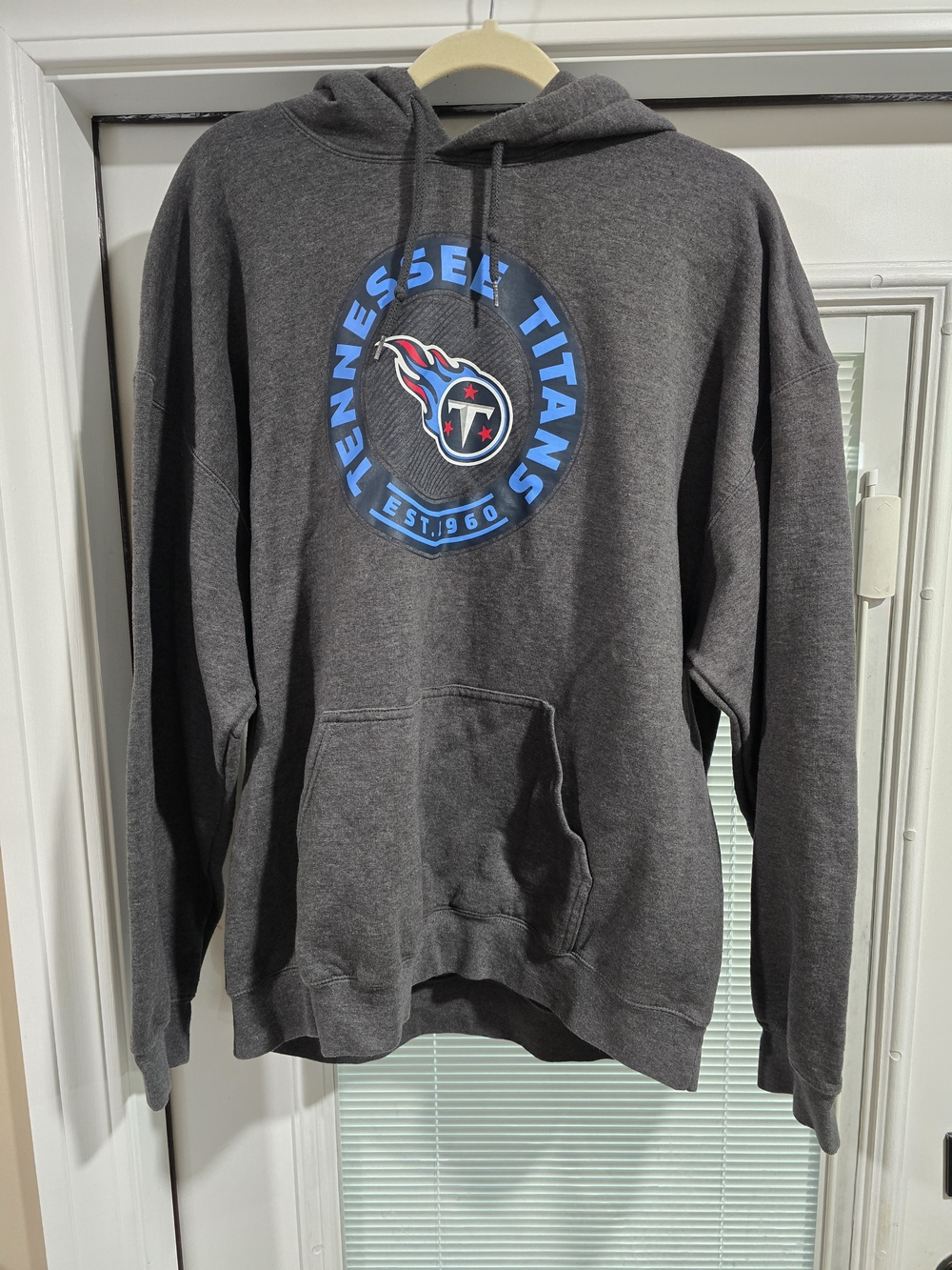 Team Apparel Tennessee Titans Charcoal Gray Pullover Hoodie
